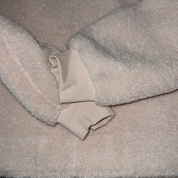 Vince - Light Dusty Pink Sherpa Sweater - Size S - Picture 5 of 5